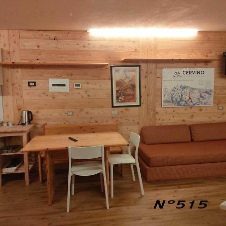 House Cervinia Apartments ブレウイル・チェルヴィナイア エクステリア 写真