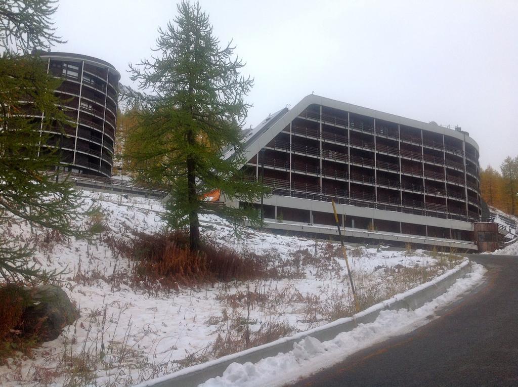 House Cervinia Apartments ブレウイル・チェルヴィナイア エクステリア 写真