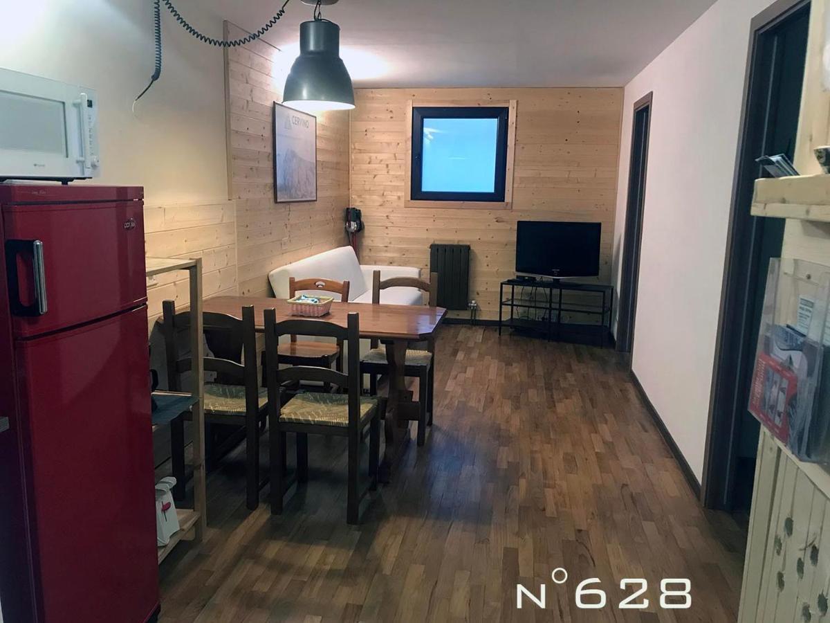 House Cervinia Apartments ブレウイル・チェルヴィナイア エクステリア 写真